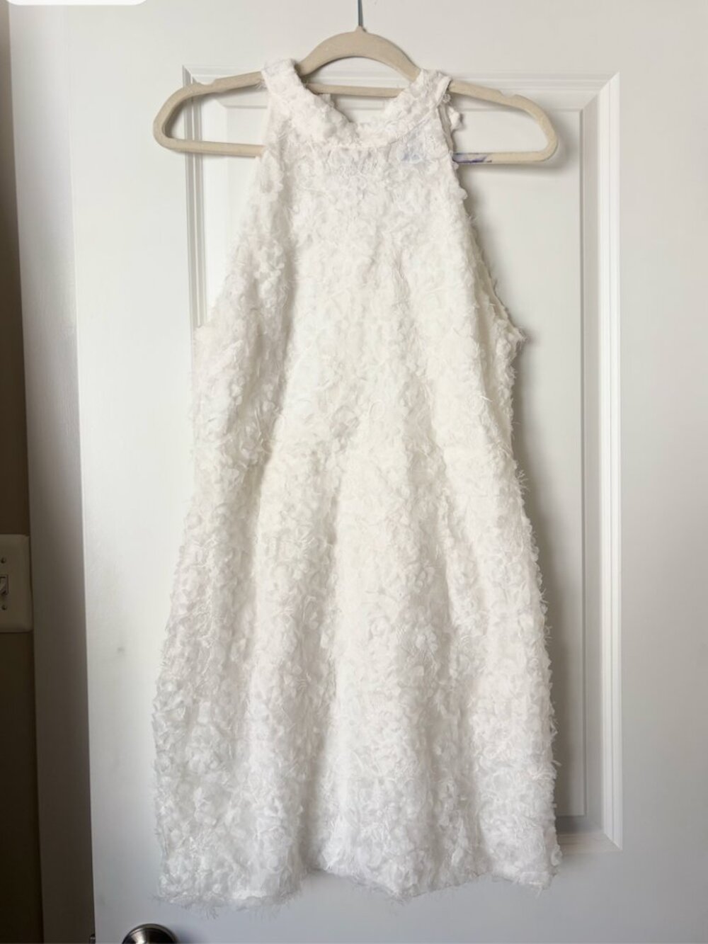 NWT Showpo Lyra White Textured Floral Mini Dress Size 10 Bridal